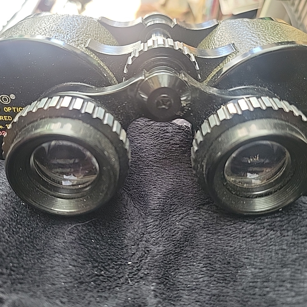 High-Performance Black Binoculars
